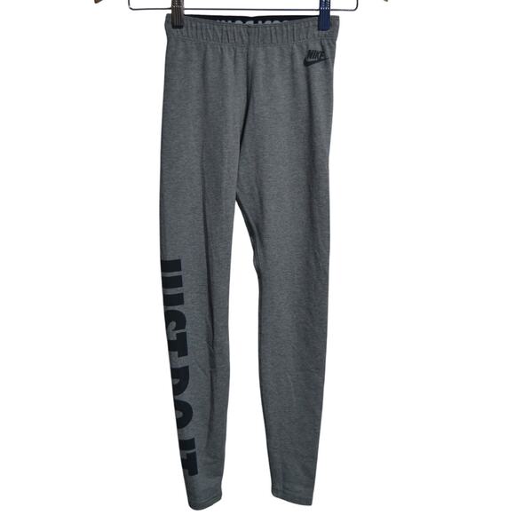 Nike Woman's Just Do It Gray Leggings Size XS - Picture 1 of 7